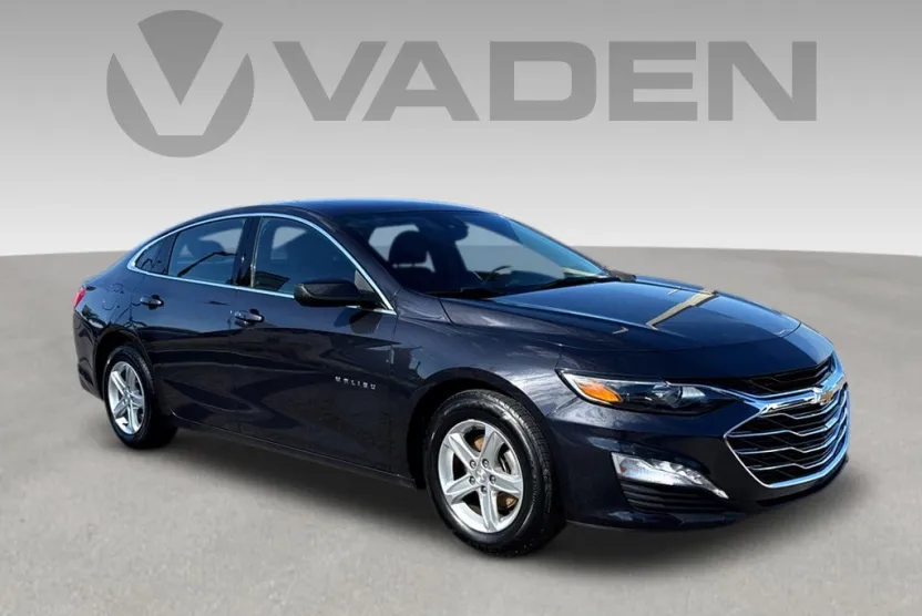 2023 Chevrolet Malibu 1LT photo 1