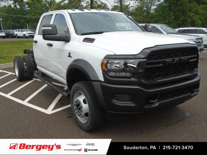 2024 Ram 4500 photo 1