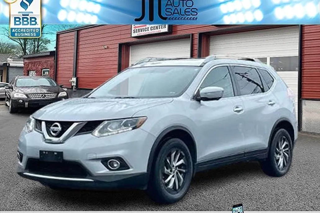 2015 Nissan Rogue SL photo 1