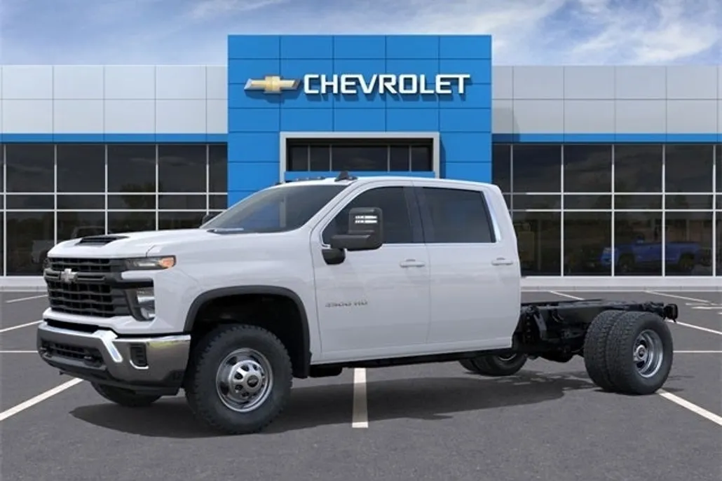 2025 Chevrolet Silverado 3500HD Work Truck photo 1