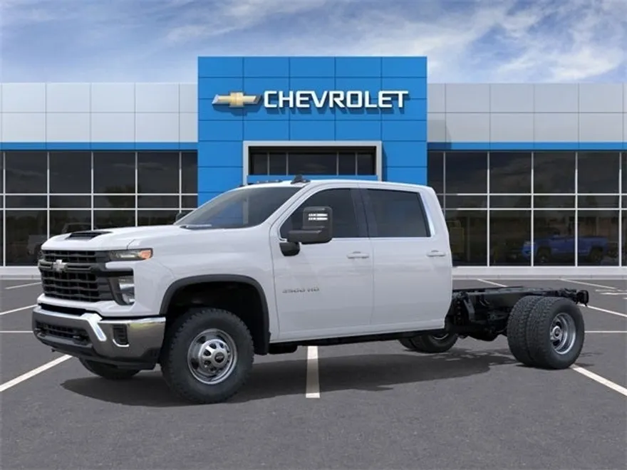 2025 Chevrolet Silverado 3500HD Work Truck photo 1