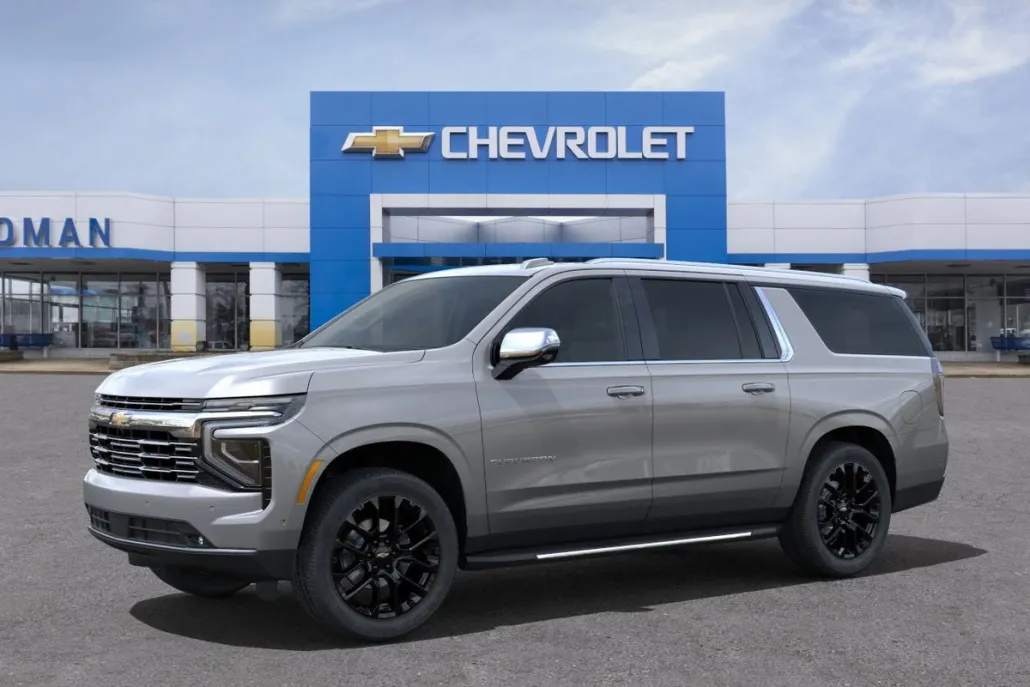 2025 Chevrolet Suburban Premier photo 1