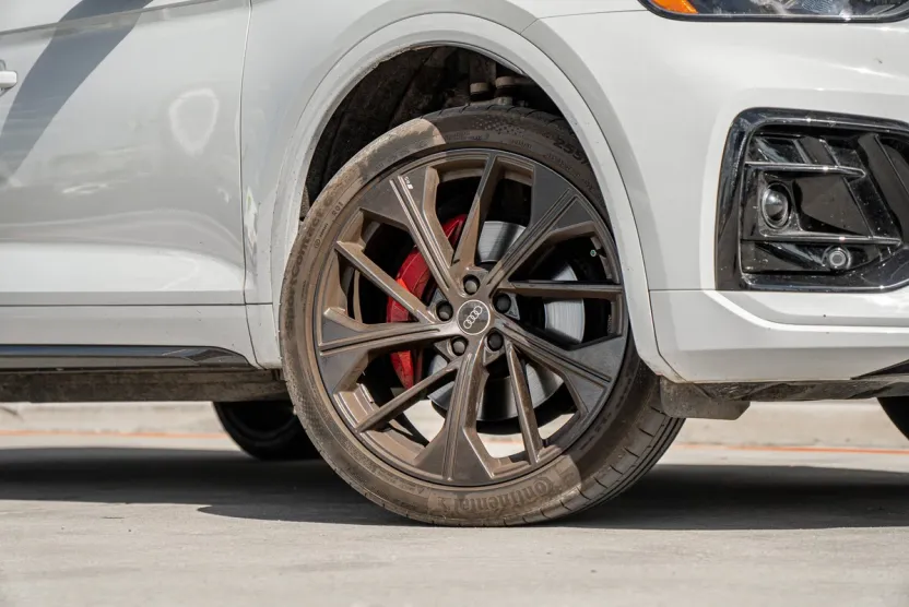 2025 Audi SQ5 Premium Plus photo 1