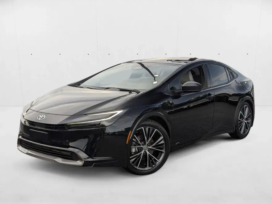 2024 Toyota Prius Limited photo 1