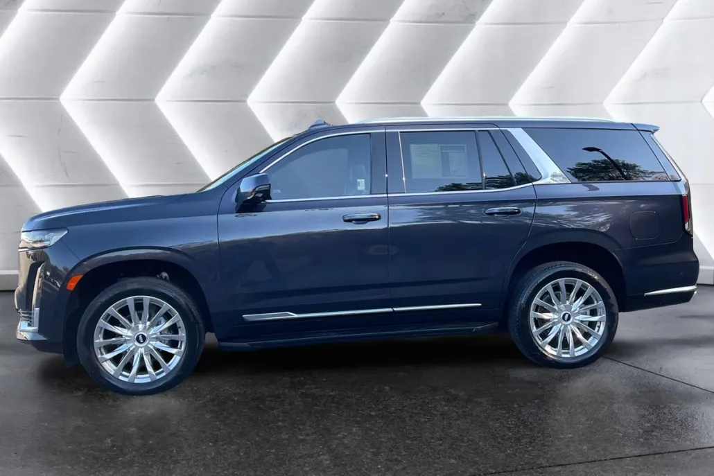 2023 Cadillac Escalade Premium Luxury photo 1