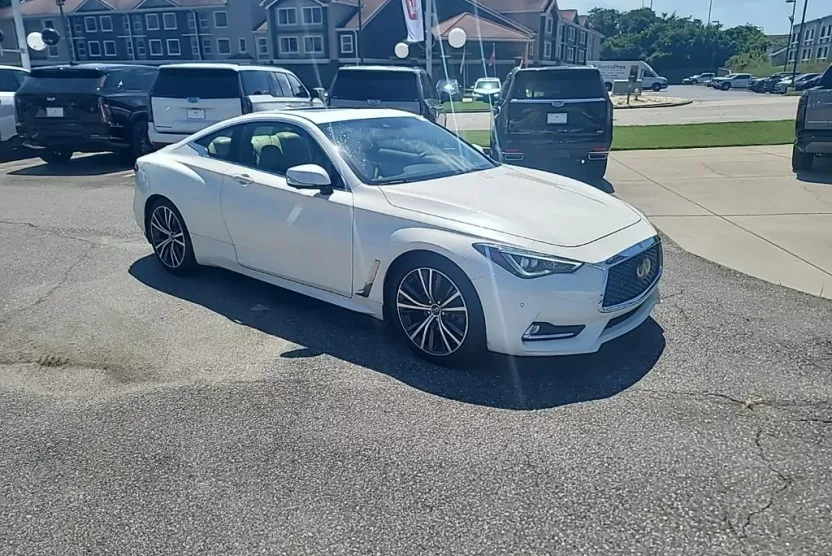2021 Infiniti Q60 3.0t Luxe photo 1