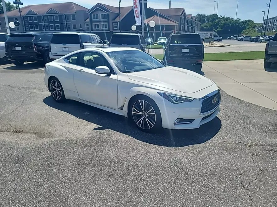 2021 Infiniti Q60 3.0t Luxe photo 1