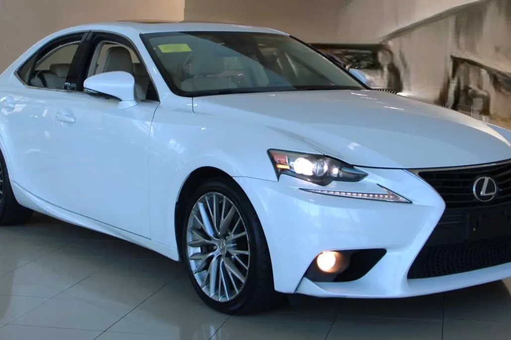 2014 Lexus IS 250 photo 1