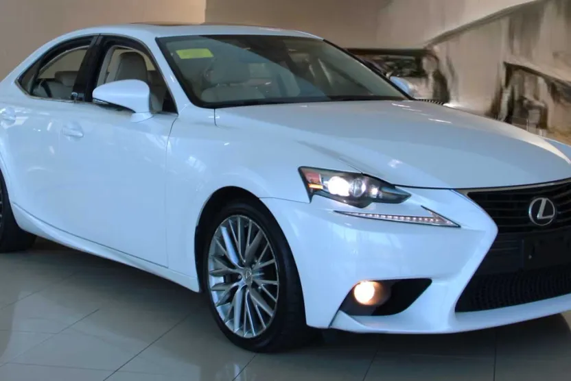 2014 Lexus IS 250 photo 1