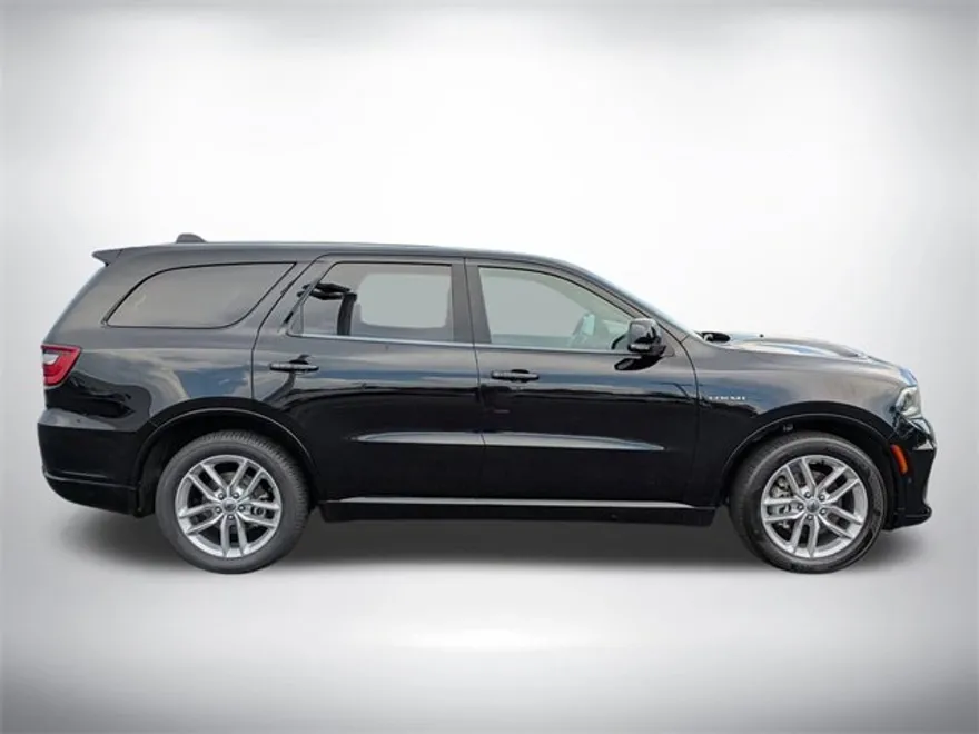 2022 Dodge Durango R/T photo 1