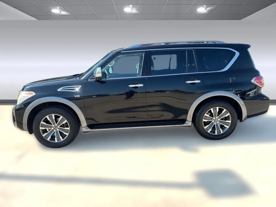 2017 Nissan Armada SL photo 1