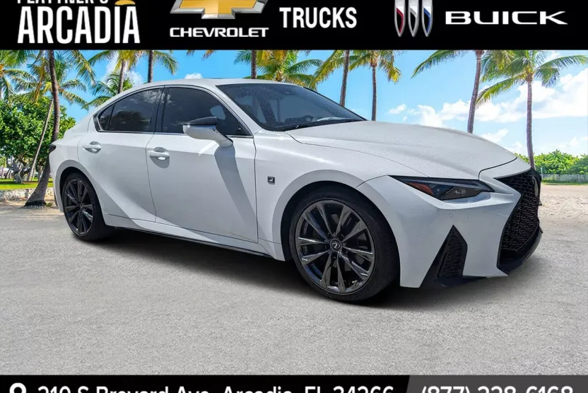 2022 Lexus IS 350 F SPORT photo 1