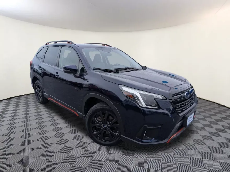 2022 Subaru Forester Sport photo 1