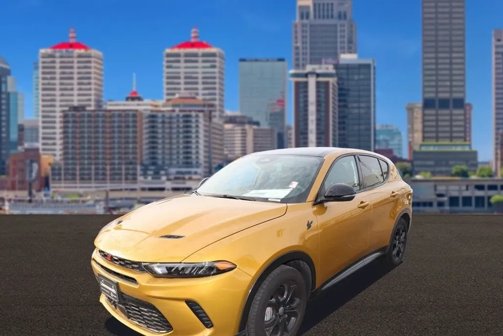 2024 Dodge Hornet R/T Plus photo 1