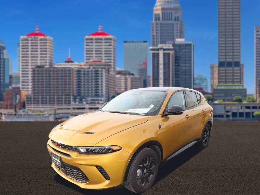 2024 Dodge Hornet R/T Plus photo 1