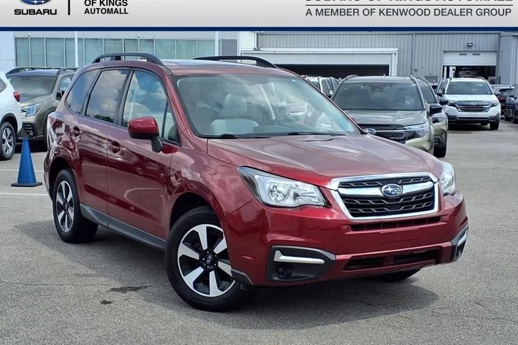 2018 Subaru Forester 2.5i Premium photo 1
