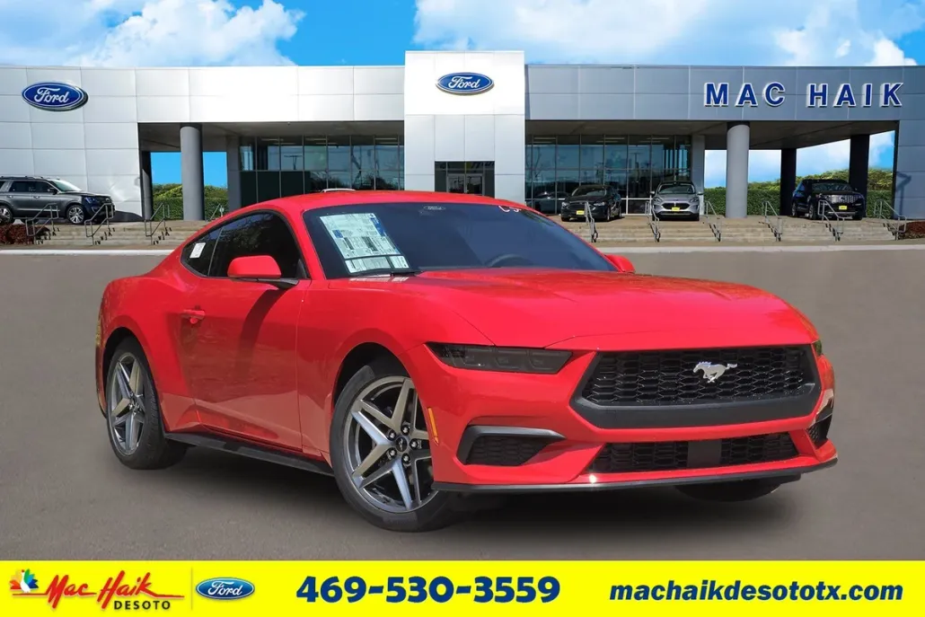 2025 Ford Mustang EcoBoost photo 1