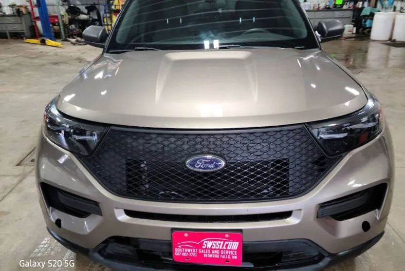 2021 Ford Explorer photo 1