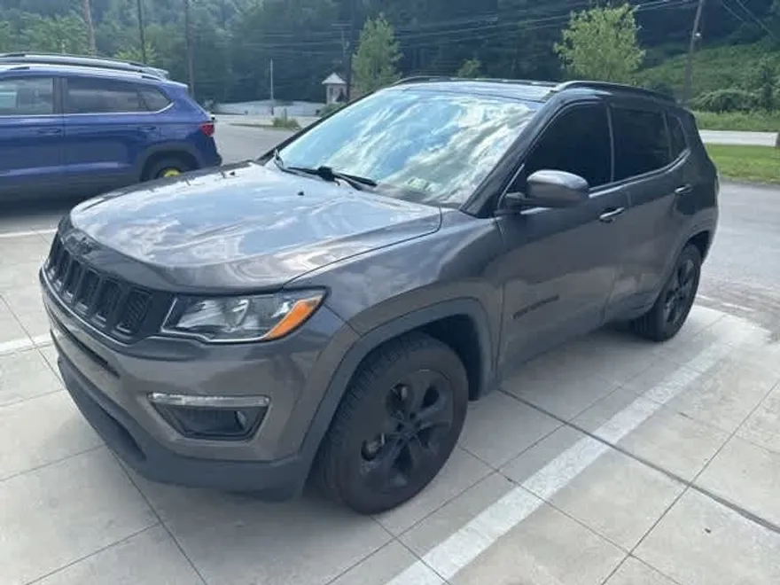 2019 Jeep Compass Altitude photo 1