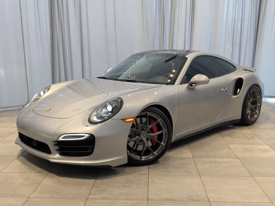 2014 Porsche 911 Turbo Coupe photo 1