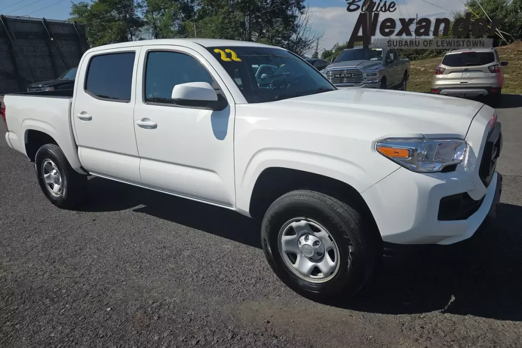 2022 Toyota Tacoma 4x4 SR Double Cab V6 photo 1