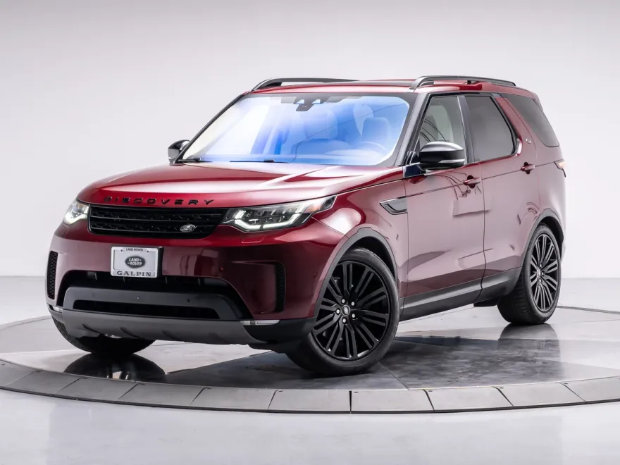 2017 Land Rover Discovery HSE photo 1