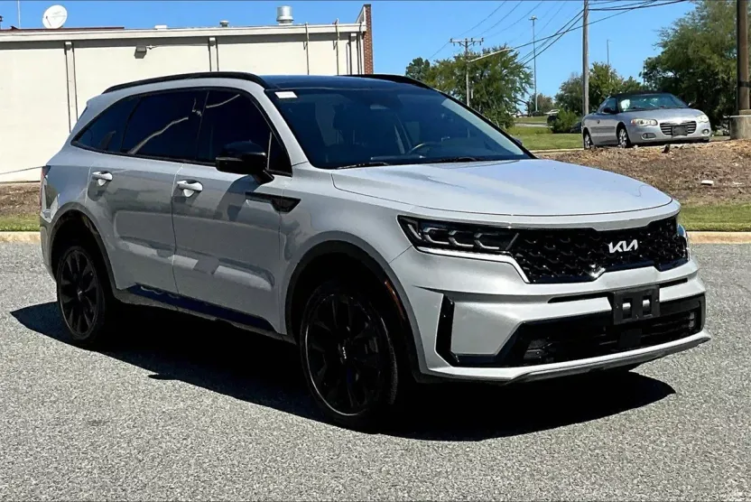 2022 Kia Sorento SX photo 1