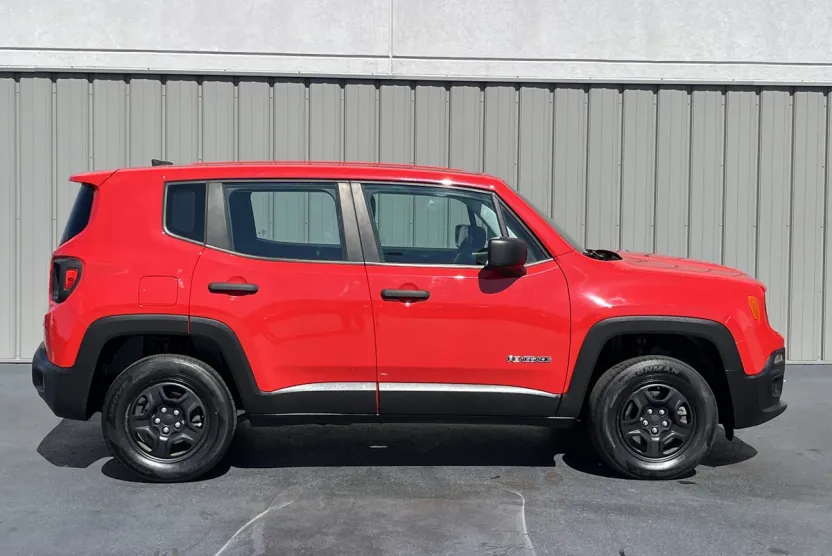 2018 Jeep Renegade Sport photo 1