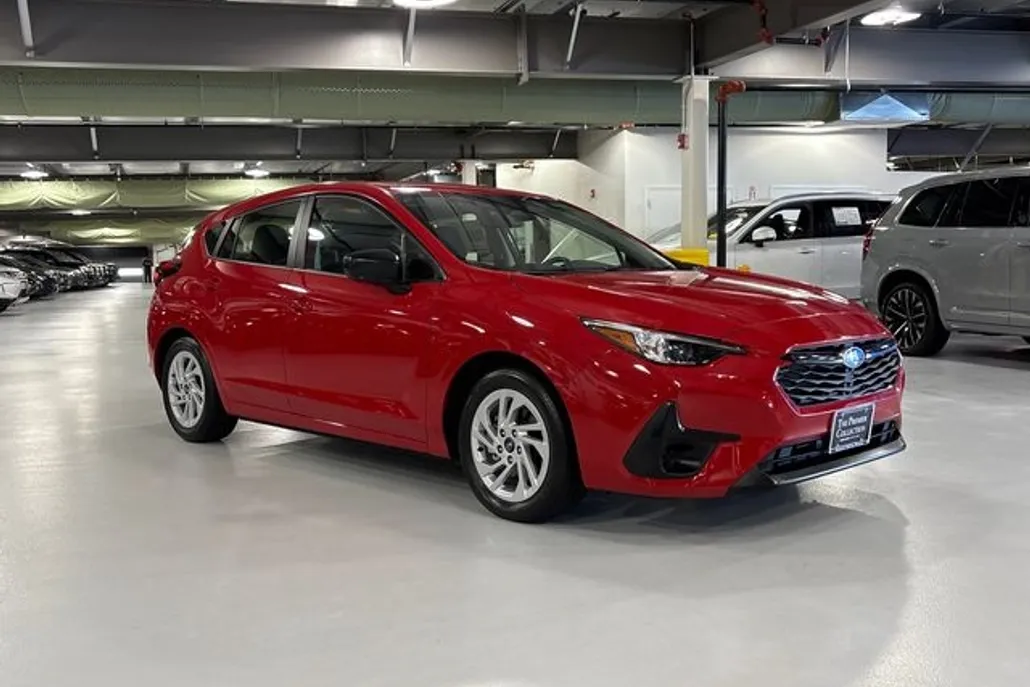2024 Subaru Impreza Base photo 1