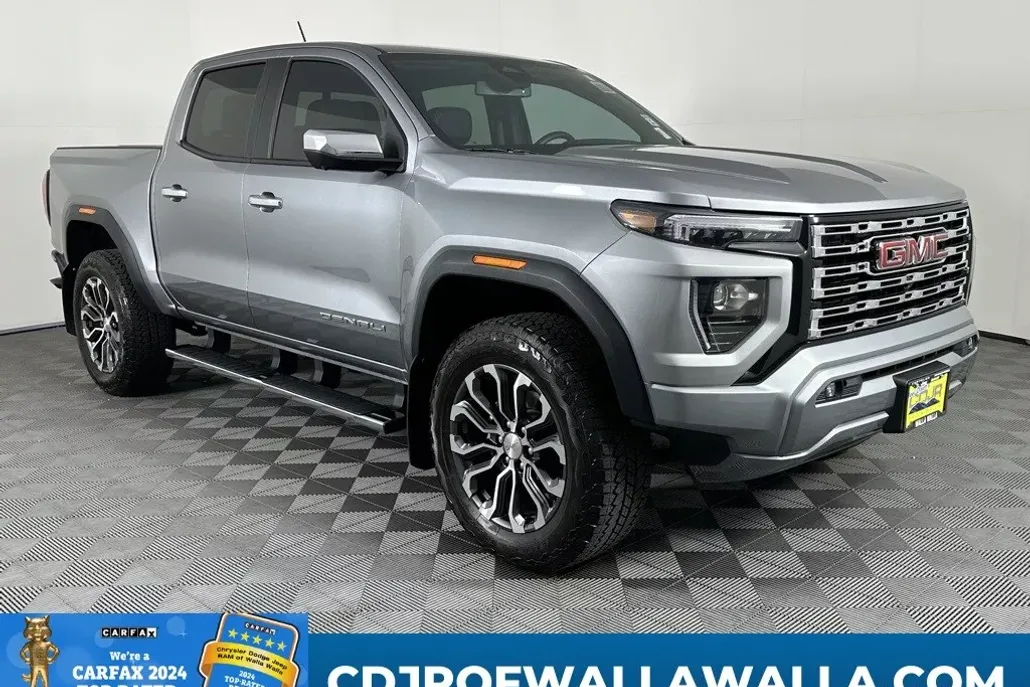 2023 Gmc Canyon Denali photo 1