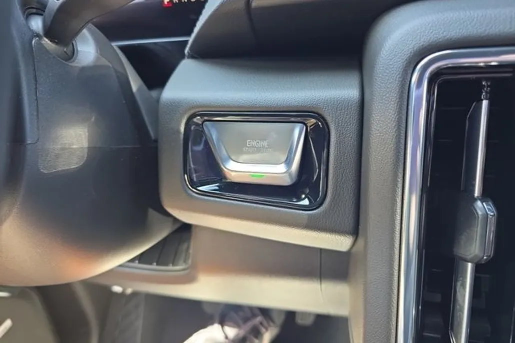 2025 Gmc Yukon XL Denali photo 1