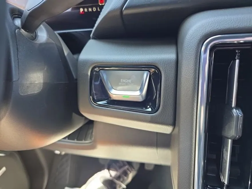 2025 Gmc Yukon XL Denali photo 1