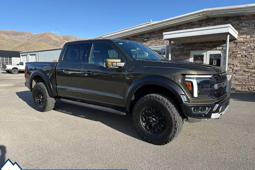 2025 Ford F-150 Raptor photo 1