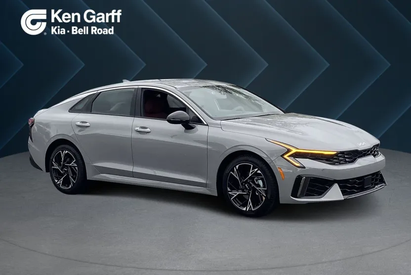 2026 Kia K5 GT-Line photo 1