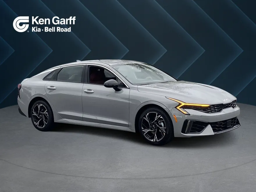 2026 Kia K5 GT-Line photo 1
