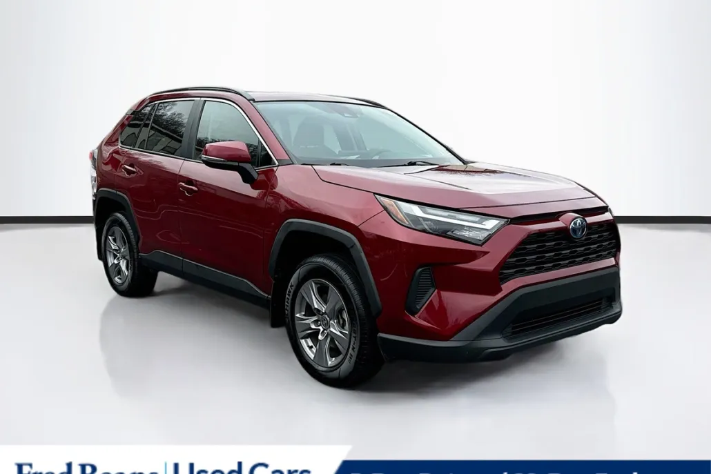 2022 Toyota RAV4 Hybrid XLE photo 1