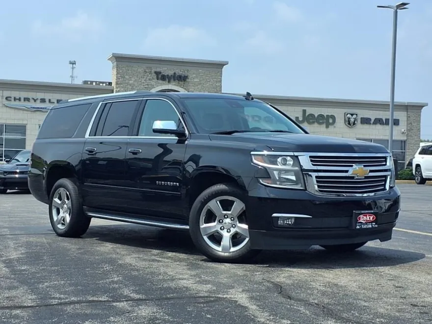 2020 Chevrolet Suburban Premier photo 1