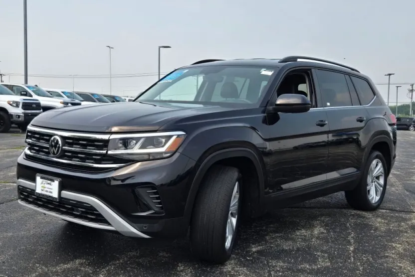 2021 Volkswagen Atlas SE Technology photo 1
