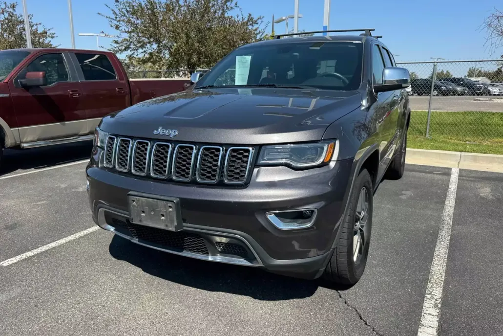 2017 Jeep Grand Cherokee Limited photo 1