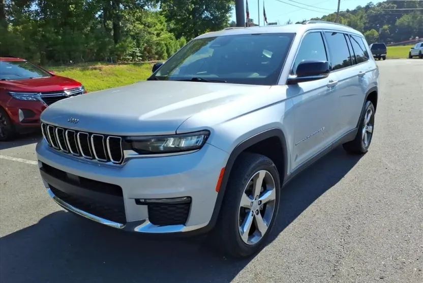 2021 Jeep Grand Cherokee Limited photo 1