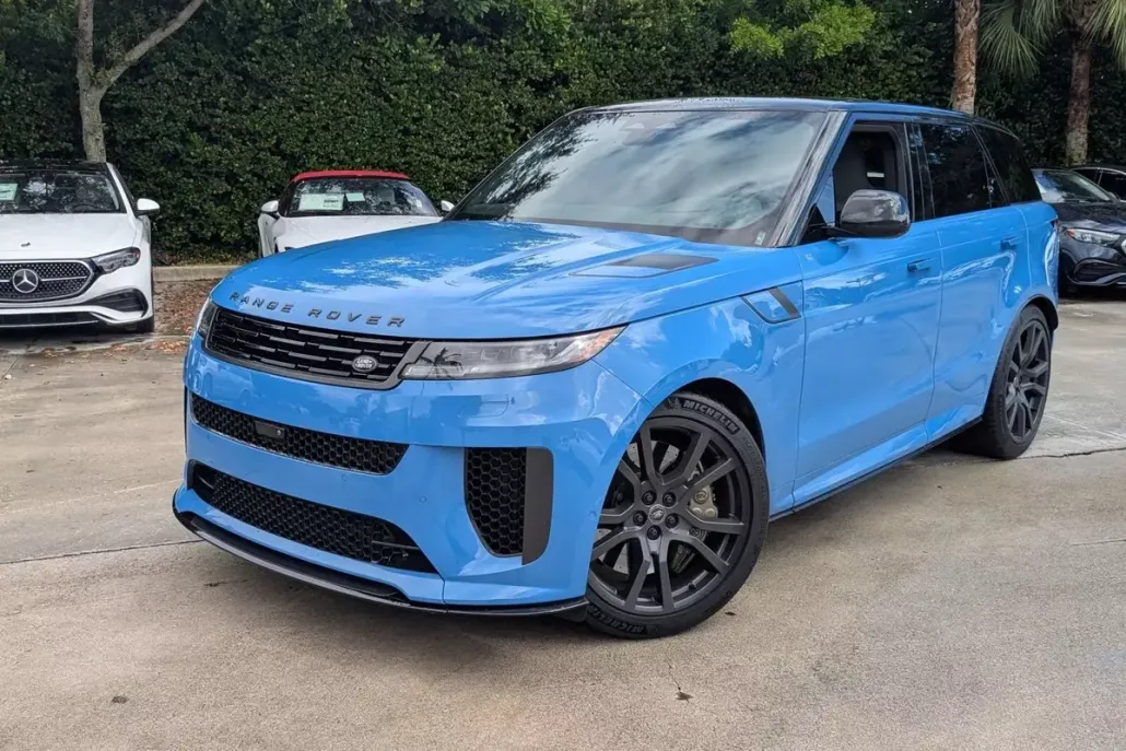 2024 Land Rover Range Rover Sport photo 1