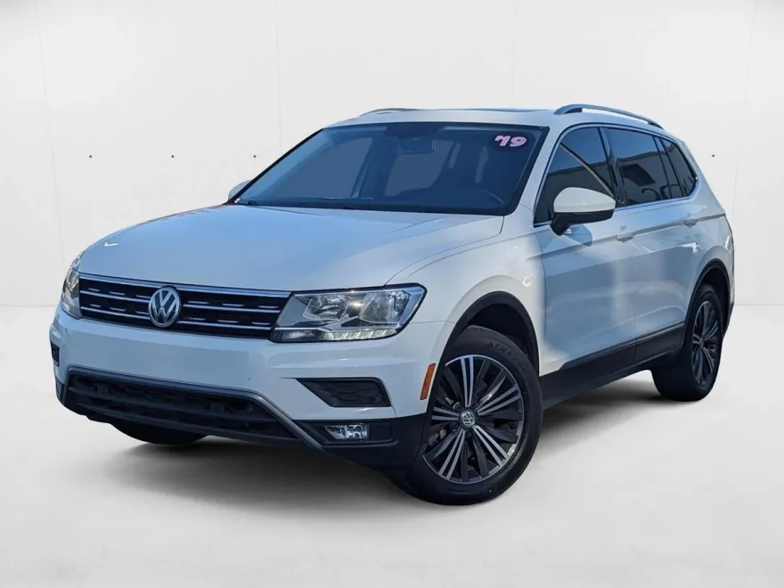 2019 Volkswagen Tiguan SE photo 1