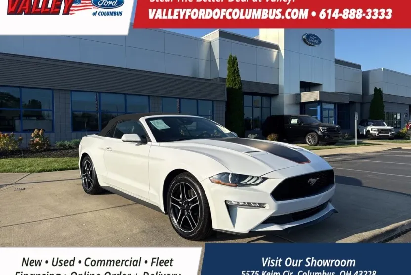 2023 Ford Mustang EcoBoost Premium photo 1