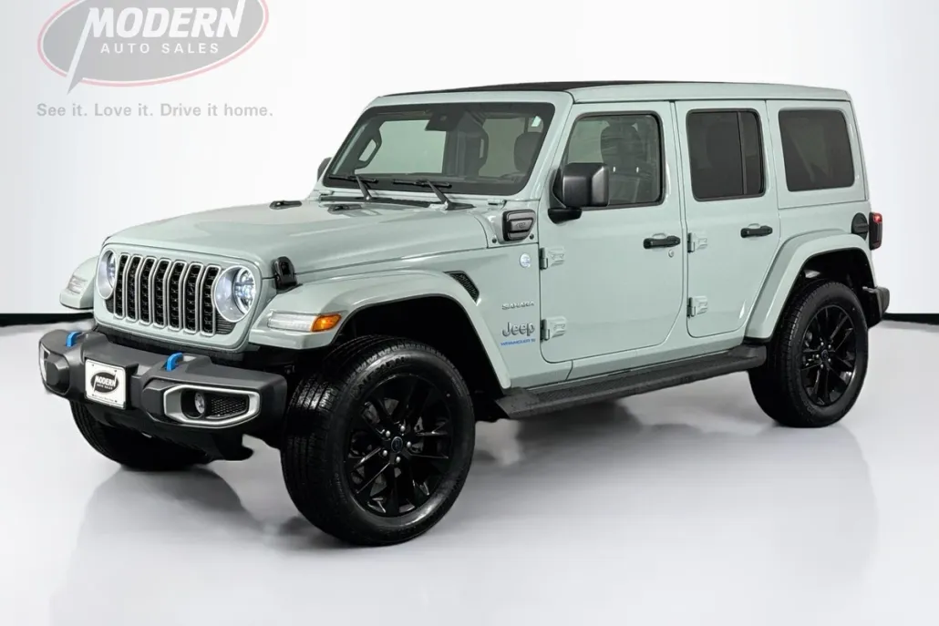 2024 Jeep Wrangler Sahara 4xe photo 1