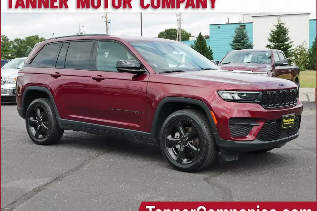 2023 Jeep Grand Cherokee Altitude photo 1