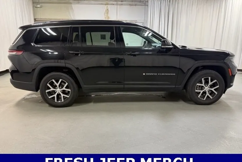 2024 Jeep Grand Cherokee Limited photo 1