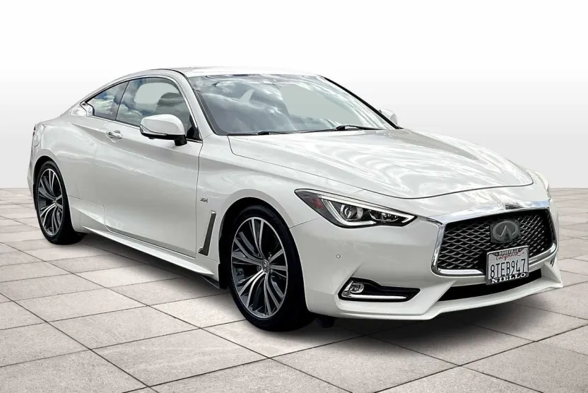 2017 Infiniti Q60 3.0t Premium photo 1