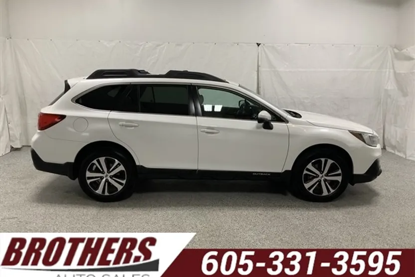 2018 Subaru Outback 3.6R Limited photo 1