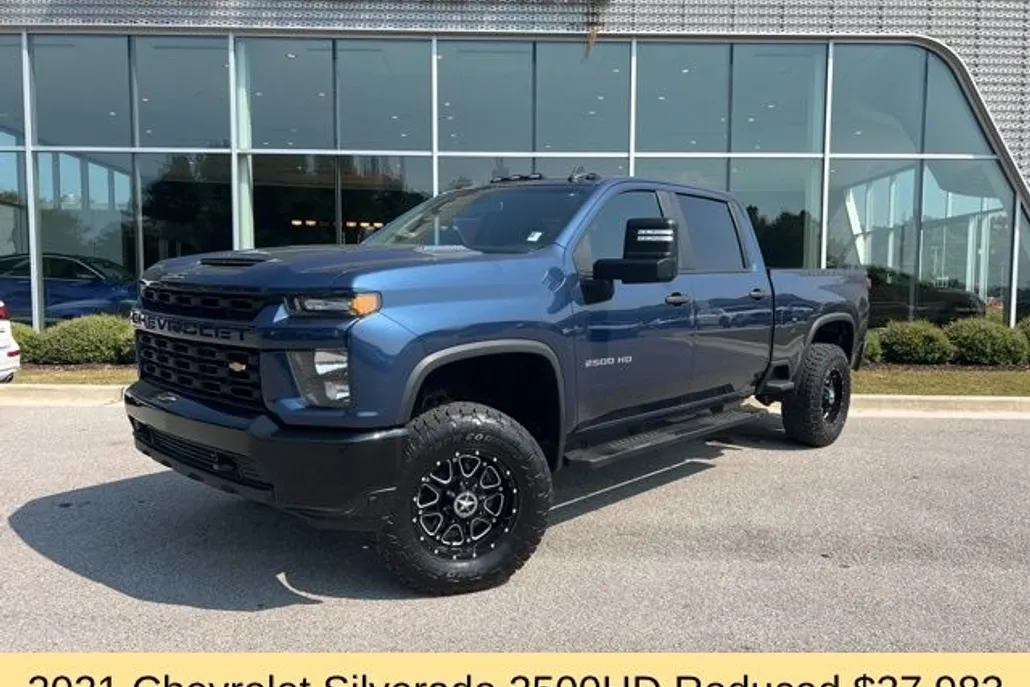 2021 Chevrolet Silverado 2500HD Custom photo 1