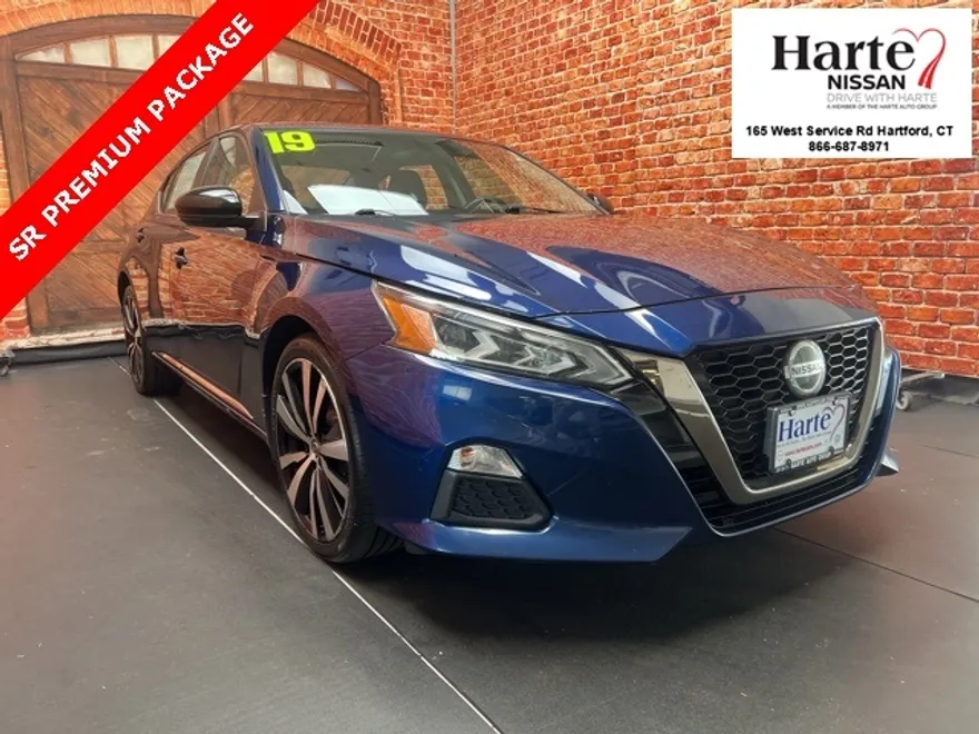 2019 Nissan Altima 2.5 SR photo 1
